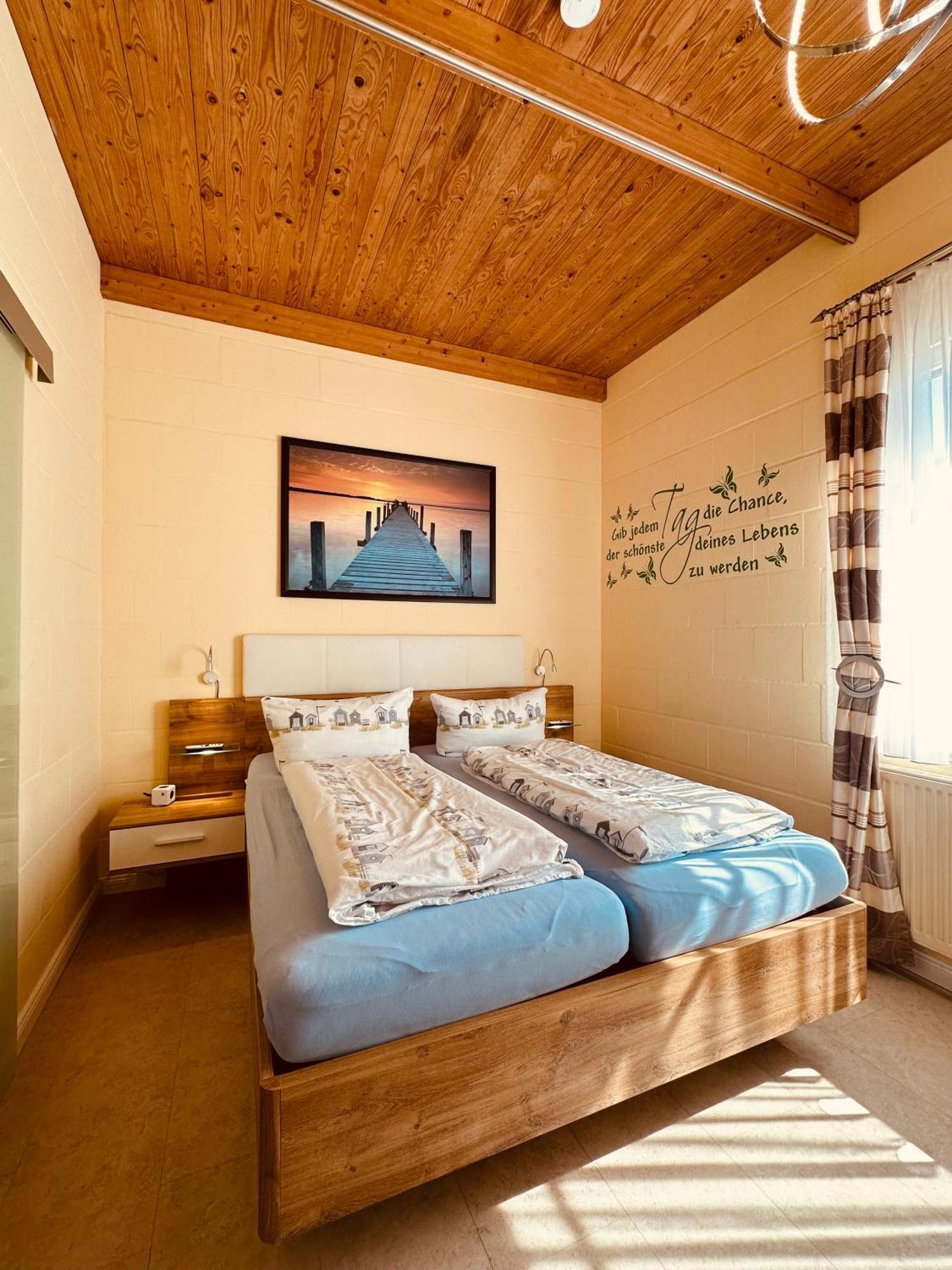 Hotel Drostenhof Garni Esens Ngoại thất bức ảnh
