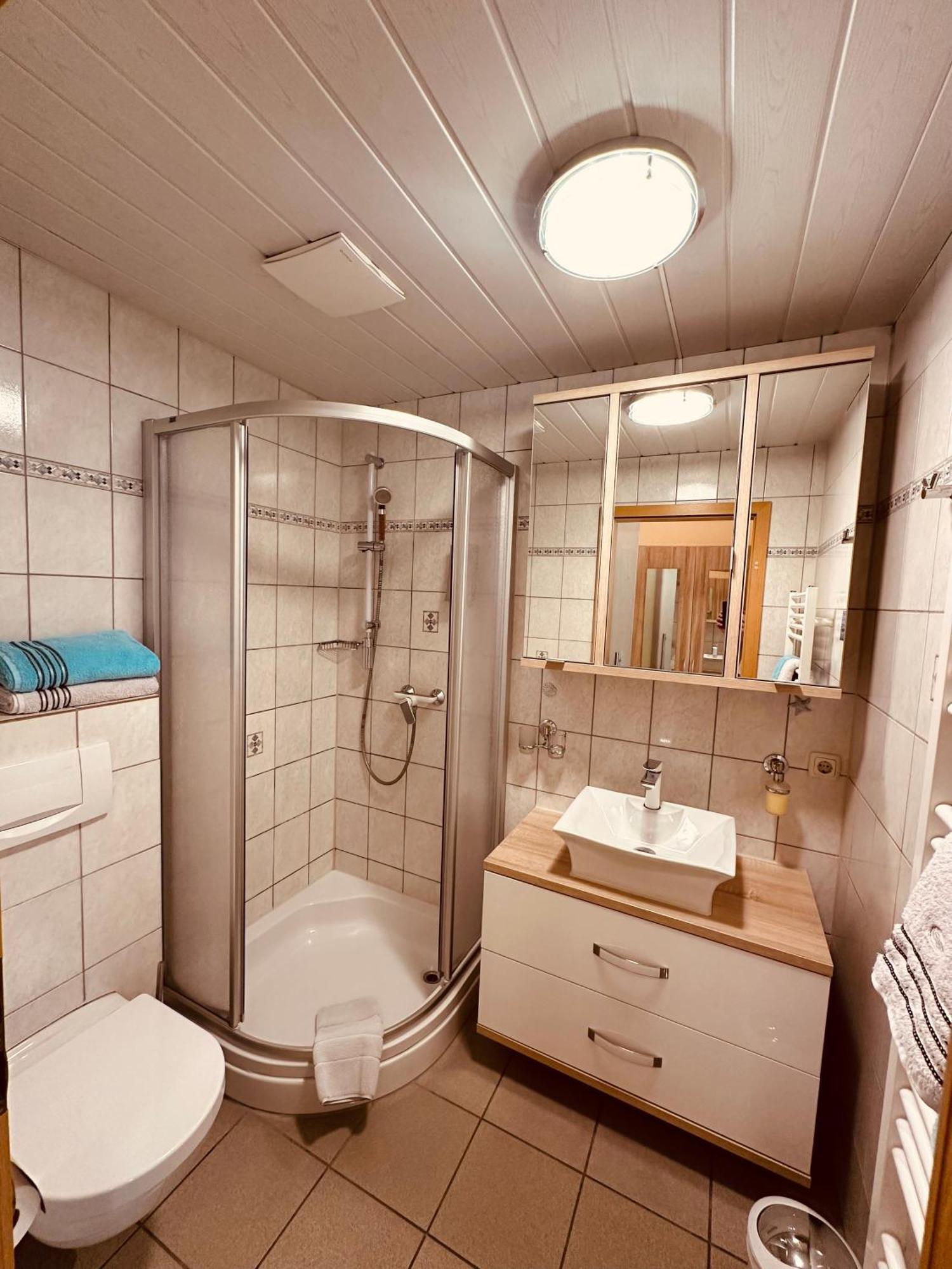 Hotel Drostenhof Garni Esens Ngoại thất bức ảnh