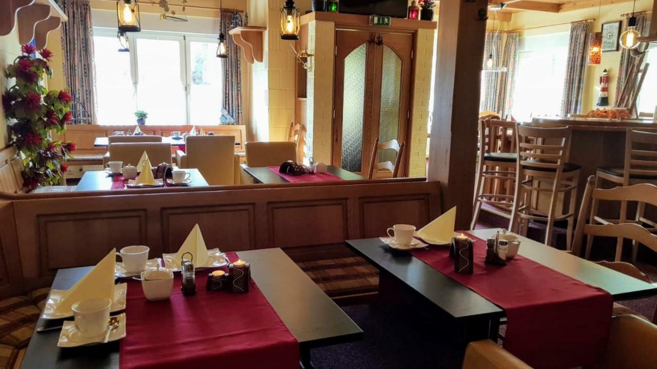 Hotel Drostenhof Garni Esens Ngoại thất bức ảnh