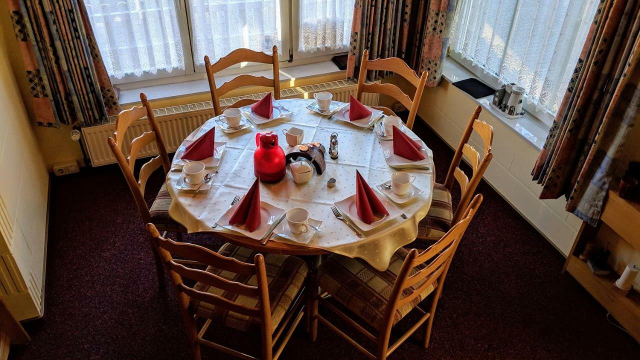 Hotel Drostenhof Garni Esens Ngoại thất bức ảnh